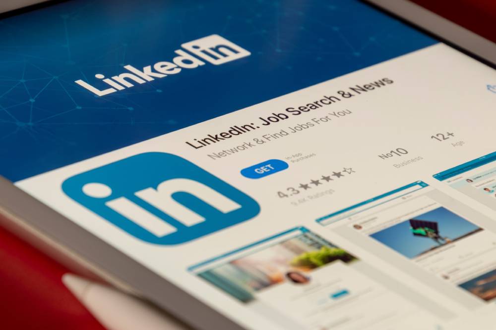 Guide to improving your LinkedIn Profile